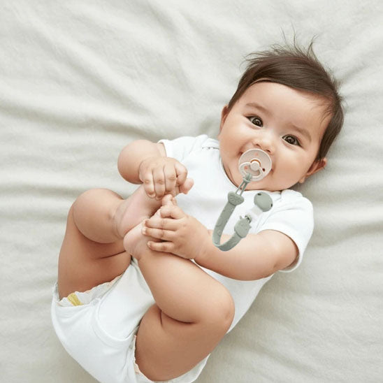Bébé allonge attache tétine en silicone