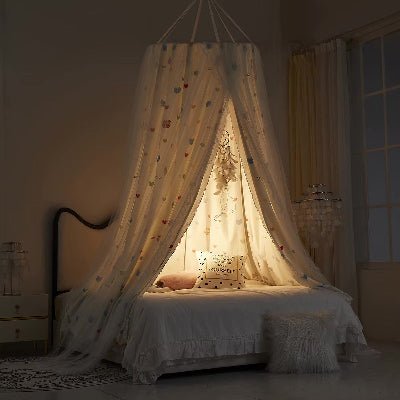 CIEL DE LIT POUR BÉBÉ FILLE | Heartsy™ - Univers de Joy