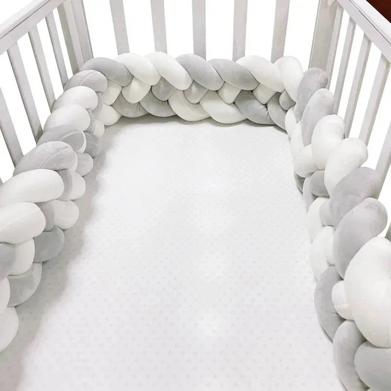 Tour de Lit Bébé - CozyKnot™ - Blanc Gris - Univers de Joy