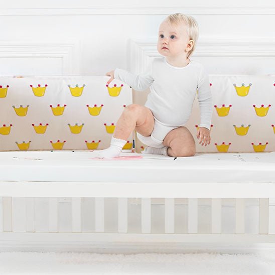 TOUR DE LIT POUR BEBE - MoonCuddle™ - Univers de Joy