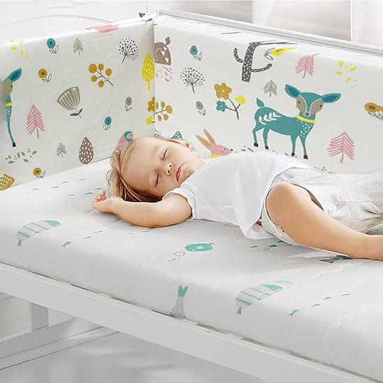 TOUR DE LIT POUR BEBE - MoonCuddle™ - Univers de Joy
