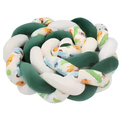 tresse de lit cabane aux couleurs vertes et blanches avec ses adorables motifs d'animaux